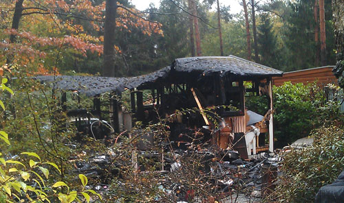 Het chalet, of wat daar nog van over is.